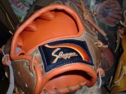 平裏交換 久保田スラッガーのグラブは、本格湯もみ型付けを無料