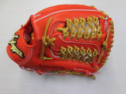 阪神タイガース 鳥谷選手モデル入荷！ 久保田スラッガーのグラブ