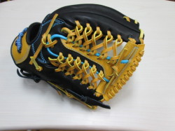 軟式オーダーグラブ 鳥谷選手 サード使用モデル入荷！ 久保田 