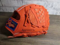 2020年モデル硬式・軟式入荷中！ 久保田スラッガーのグラブは、本格湯